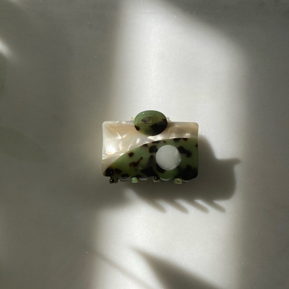 Yin yang hair clip - Picture 10 of 10